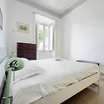Cozy Merulana Róma