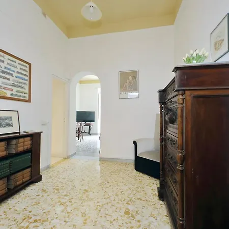 Cozy Merulana Apartment *