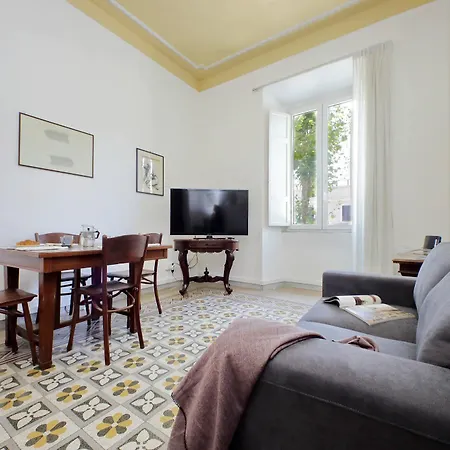 Cozy Merulana Apartment Rom