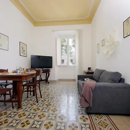 Cozy Merulana Apartment Rom
