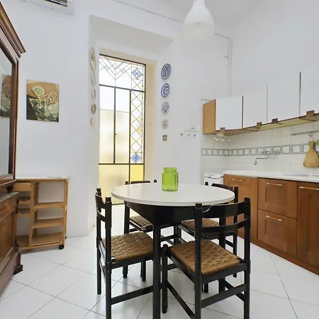 Cozy Merulana Apartment Rom
